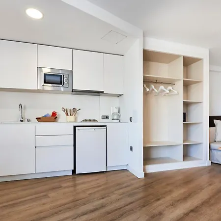 Flacalco & 호텔 칼라 라트자다