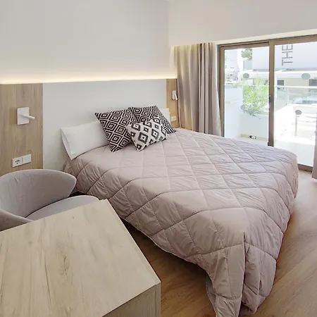 Flacalco & فندق كالا راتخاذا