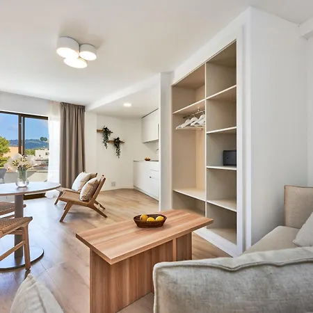 Flacalco Hotel&apartments Hotel 4*