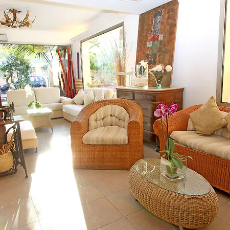 Flacalco & Hotel 4*