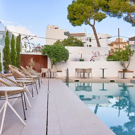 Flacalco & Hotell 4*