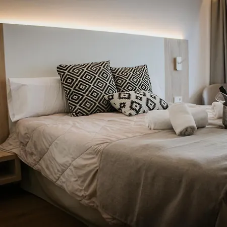 Flacalco & Hotell 4*